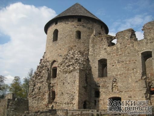 Башня Венденского замка