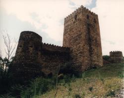 Башня Шеуповария (справа)