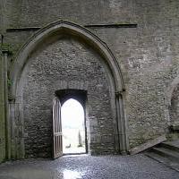 Скала Кашел - Внутри Cormac's Chapel