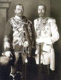 Двоюродные братья - Николай II и Георг V