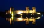 Крепость Олавинлинна ночью